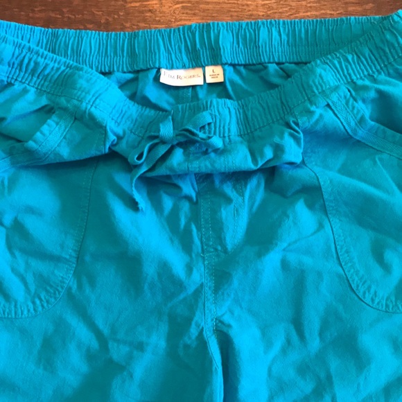 Capris - Picture 2 of 3